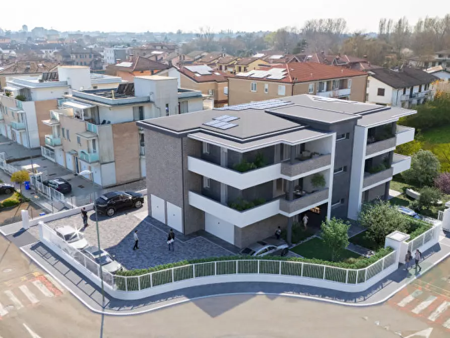 Immagine 10 di Appartamento in vendita  in Via Venticinque Aprile 11 a Carpi