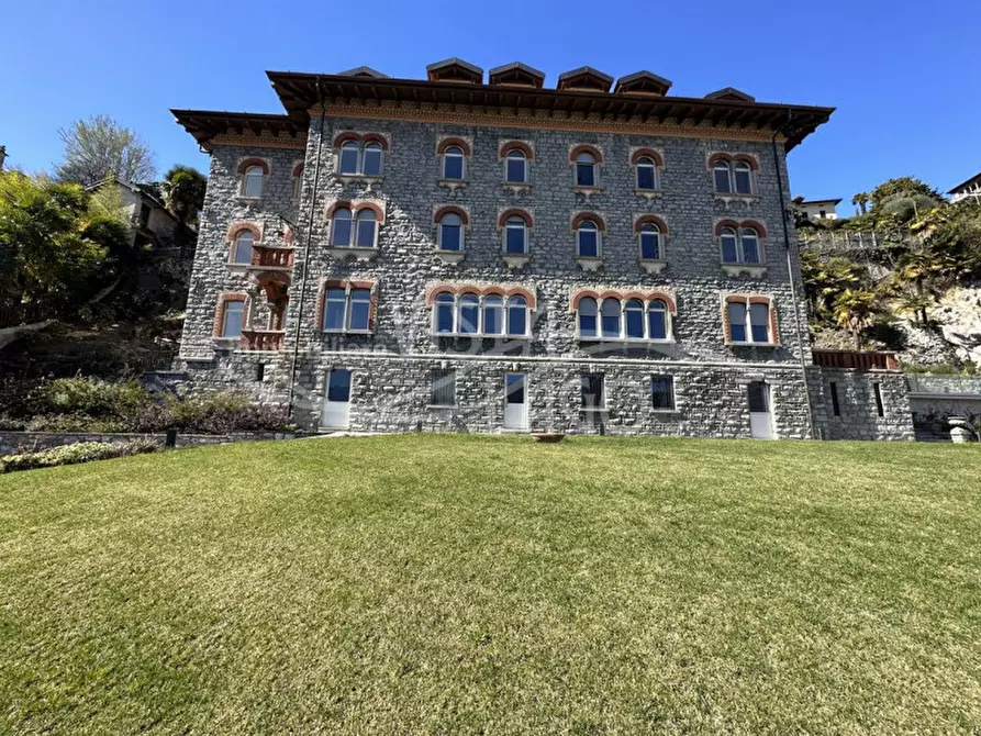 Immagine 1 di Appartamento in vendita  in Via Luigi Cadorna 36 a Menaggio