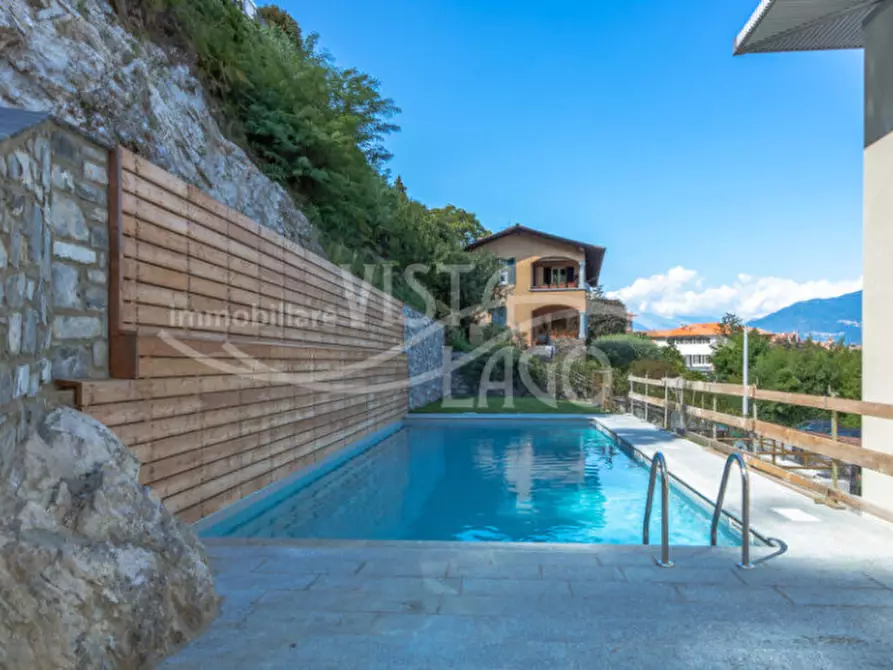Immagine 9 di Appartamento in vendita  in Via Luigi Cadorna 36 a Menaggio