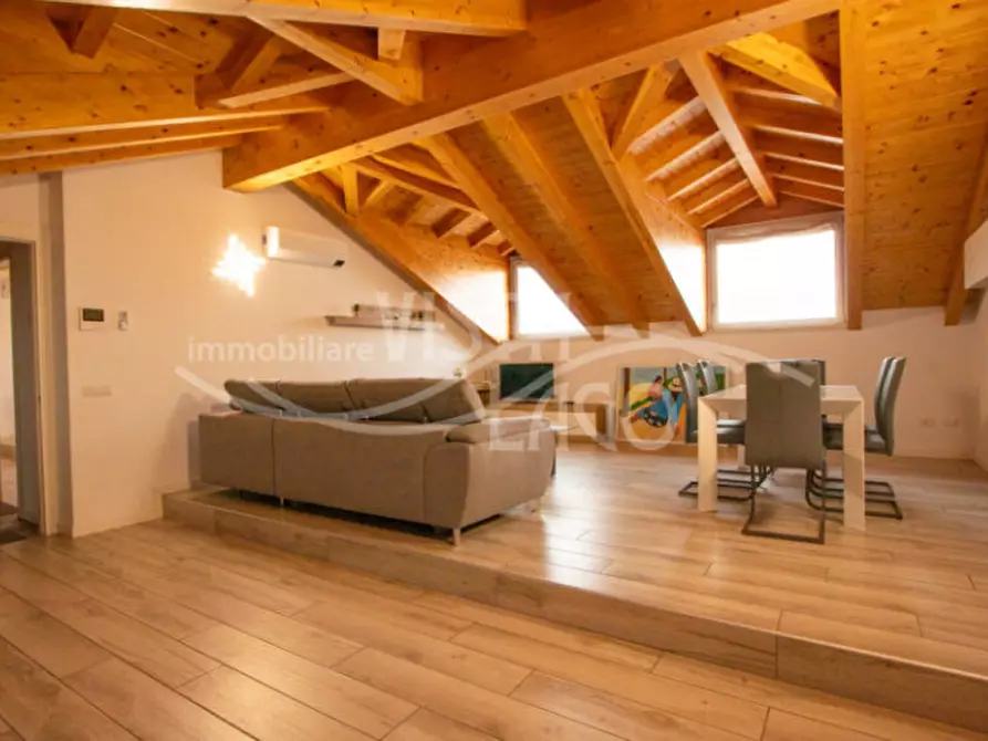 Immagine 18 di Appartamento in vendita  in Via Luigi Cadorna 36 a Menaggio