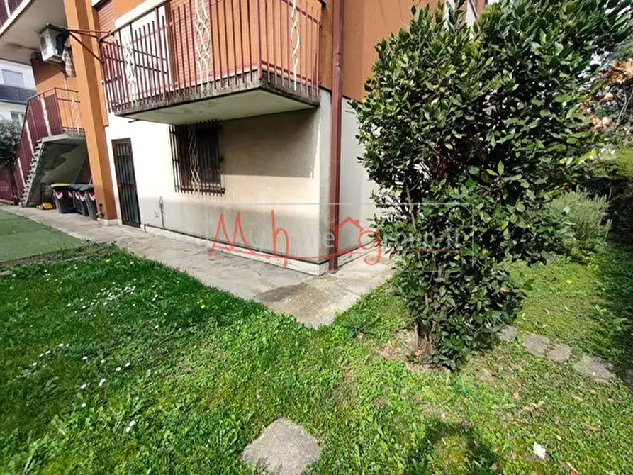 Immagine 1 di Casa bifamiliare in vendita  a Padova