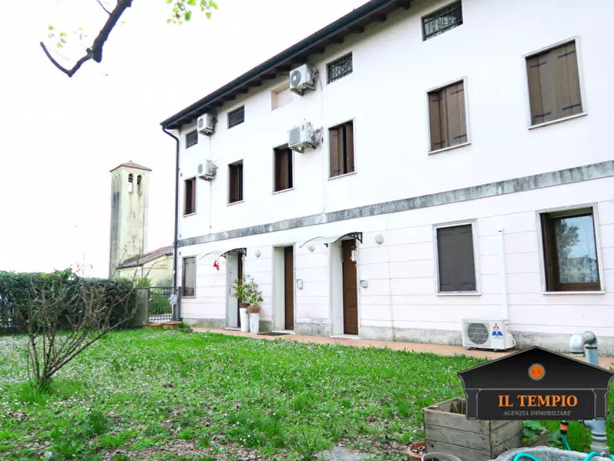 Immagine 2 di Appartamento in affitto  in Strada Marosticana 111 a Vicenza