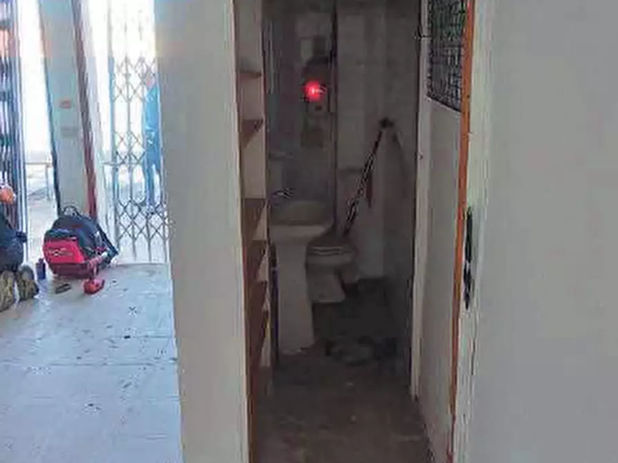 Immagine 4 di Negozio in vendita  in Giudecca, 188 a Venezia