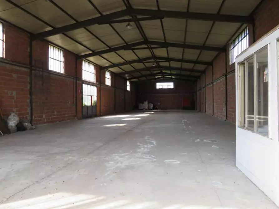 Immagine 5 di Capannone industriale in vendita  in Via Dossi a Sanguinetto