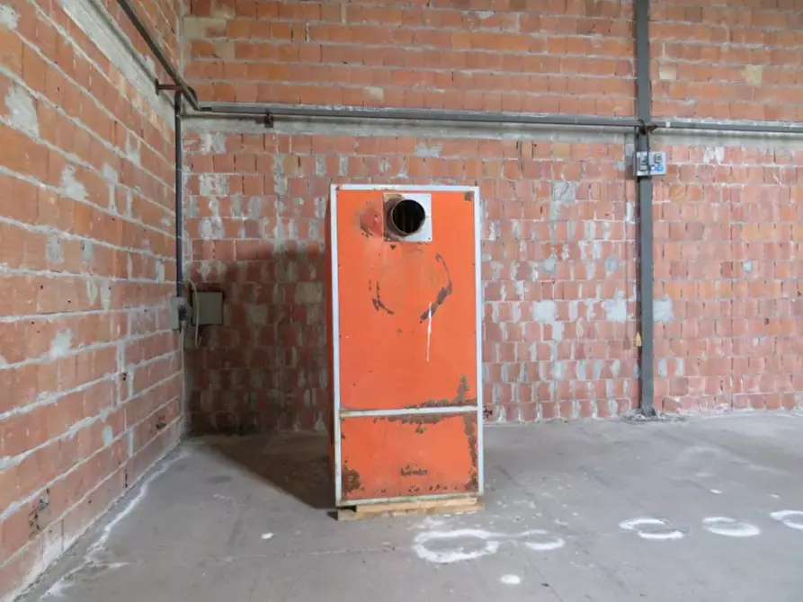 Immagine 36 di Capannone industriale in vendita  in Via Dossi a Sanguinetto