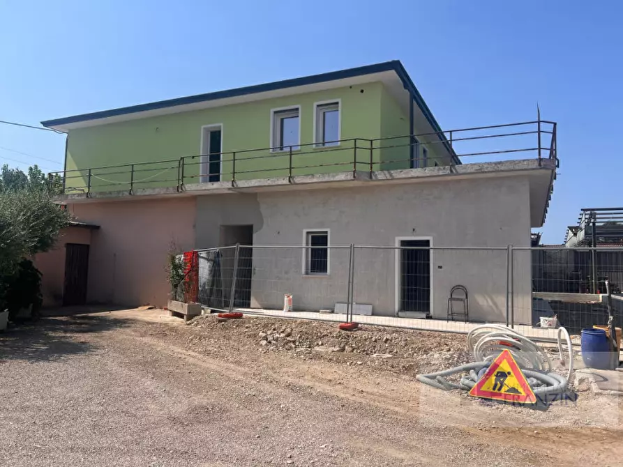 Immagine 2 di Appartamento in vendita  in VIA VALLIO 69 a Meolo