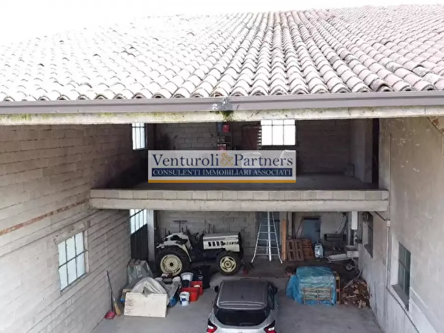 Immagine 10 di Rustico / casale in vendita  in Via Maccarona a Lonato del Garda