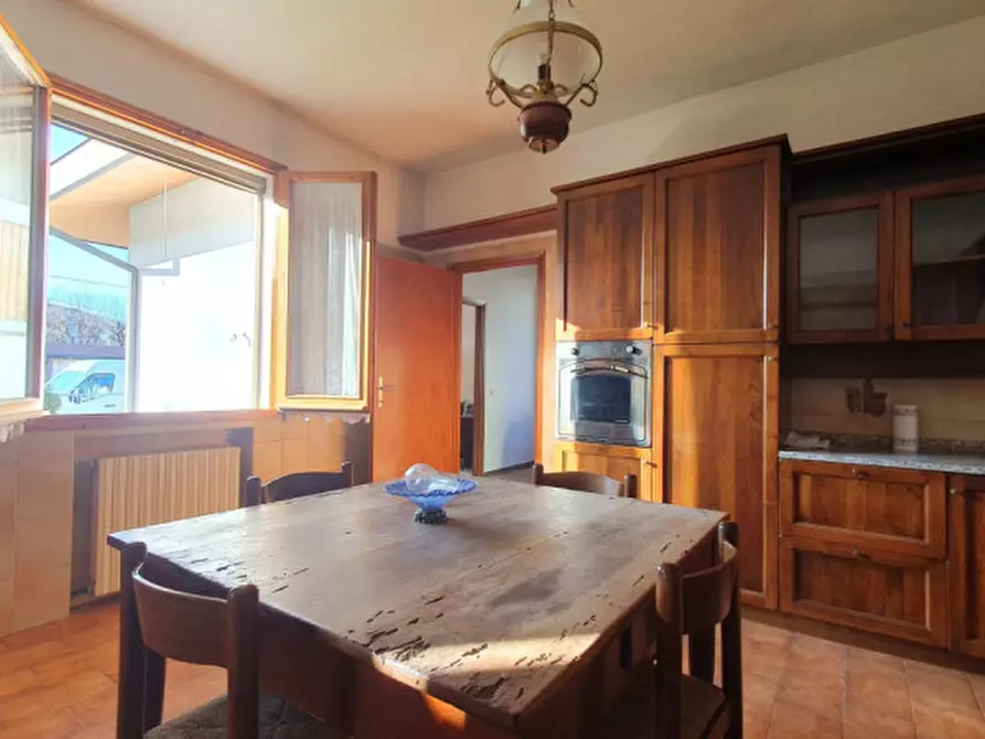 Immagine 8 di Villa in vendita  in VIA BARBIERI a Novi Di Modena
