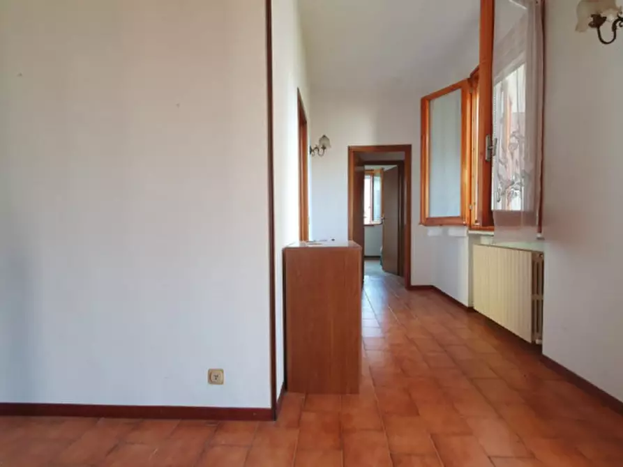 Immagine 15 di Villa in vendita  in VIA BARBIERI a Novi Di Modena