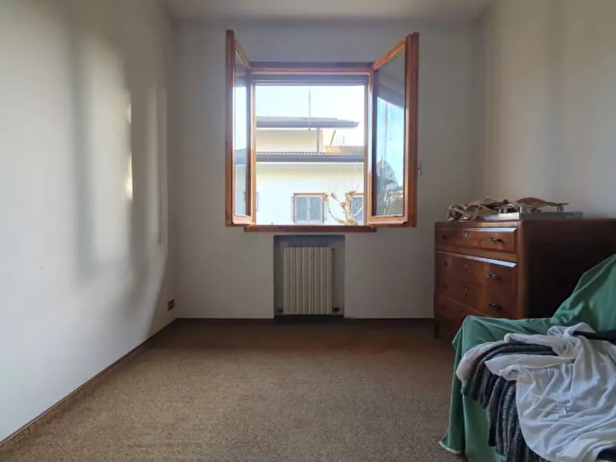 Immagine 20 di Villa in vendita  in VIA BARBIERI a Novi Di Modena