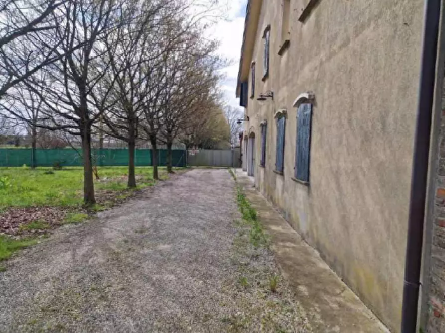 Immagine 2 di Attività commerciale in vendita  in Via Muson, 18 a Santa Maria Di Sala