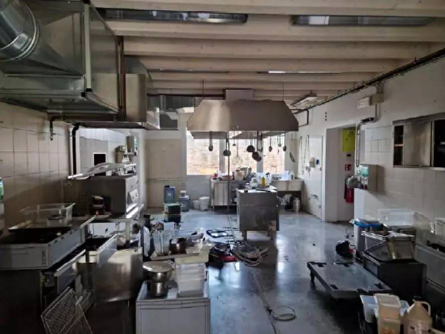 Immagine 10 di Attività commerciale in vendita  in Via Muson, 18 a Santa Maria Di Sala