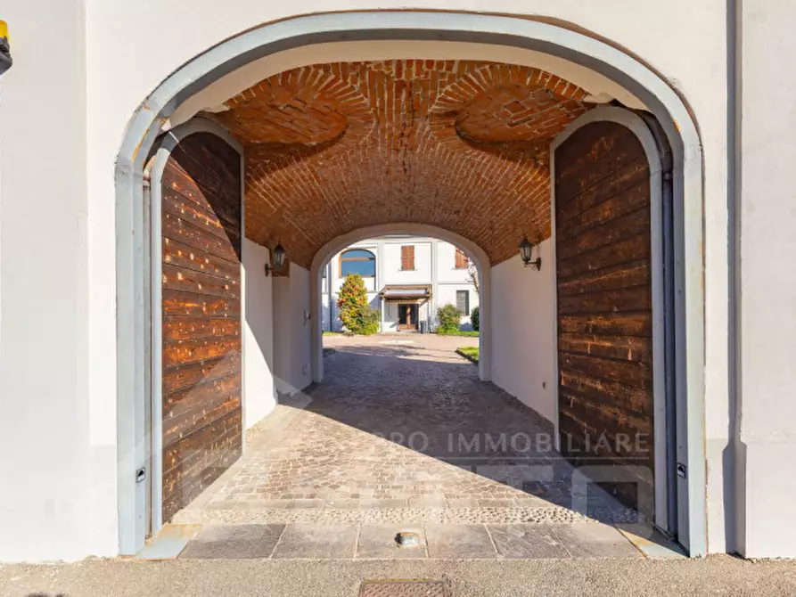 Immagine 6 di Villa in vendita  in Via Roma 34 a Pezzana