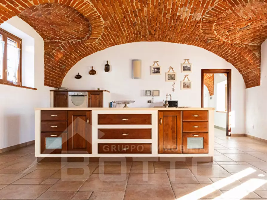 Immagine 17 di Villa in vendita  in Via Roma 34 a Pezzana