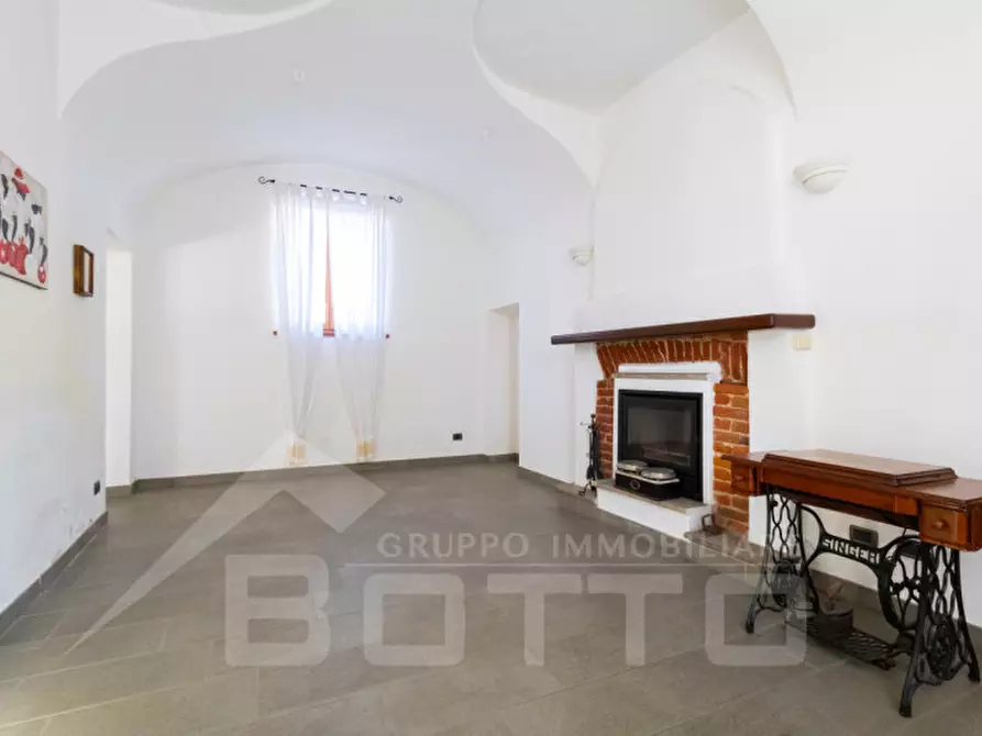 Immagine 24 di Villa in vendita  in Via Roma 34 a Pezzana
