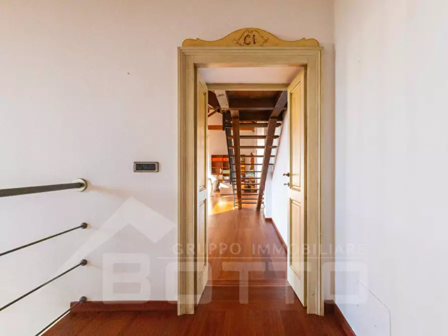 Immagine 31 di Villa in vendita  in Via Roma 34 a Pezzana