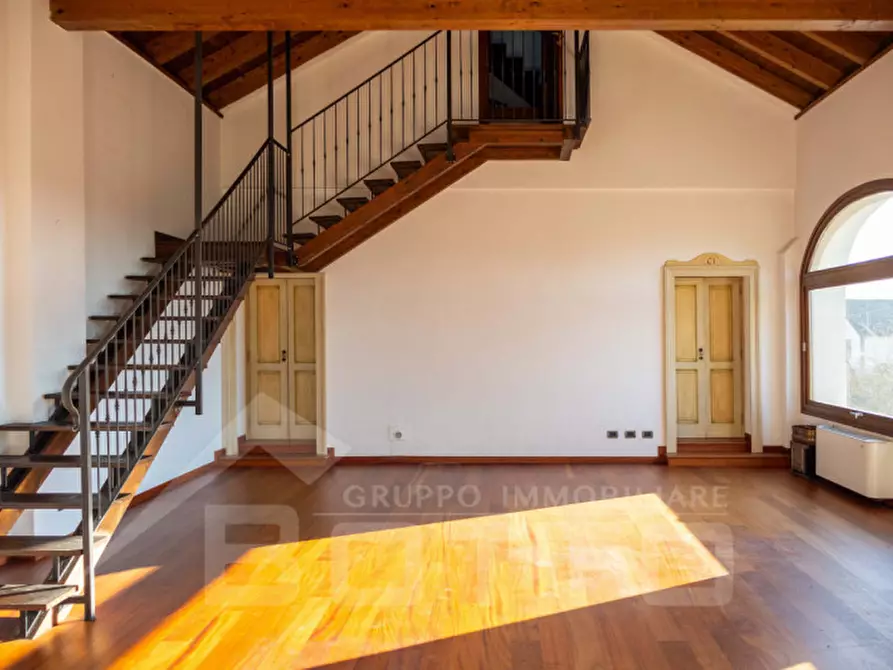 Immagine 37 di Villa in vendita  in Via Roma 34 a Pezzana