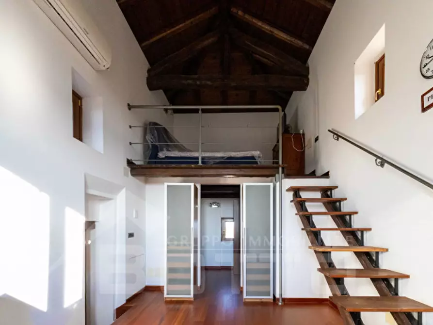 Immagine 38 di Villa in vendita  in Via Roma 34 a Pezzana