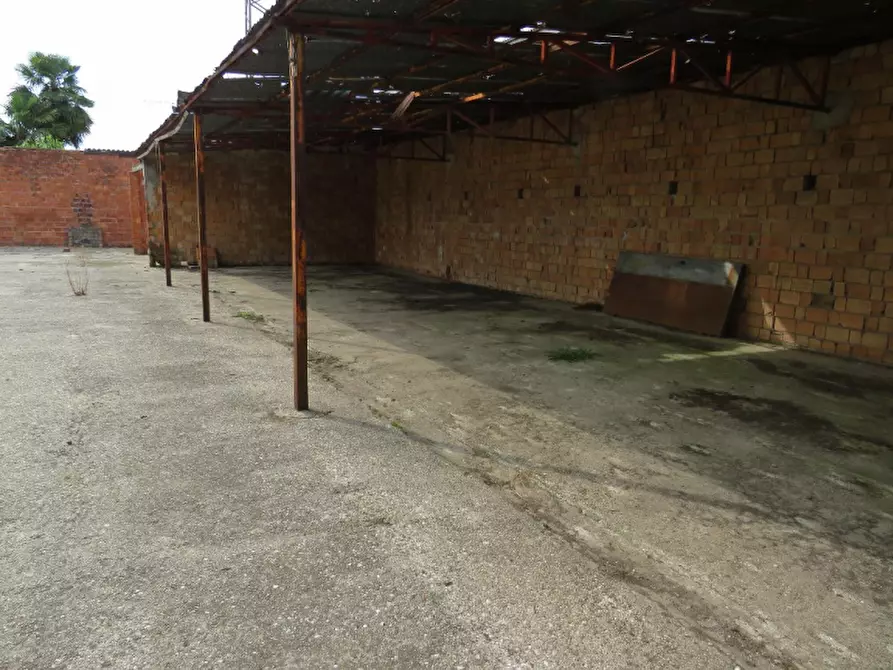 Immagine 15 di Laboratorio in vendita  in Via San Giuseppe 2 a Sanguinetto