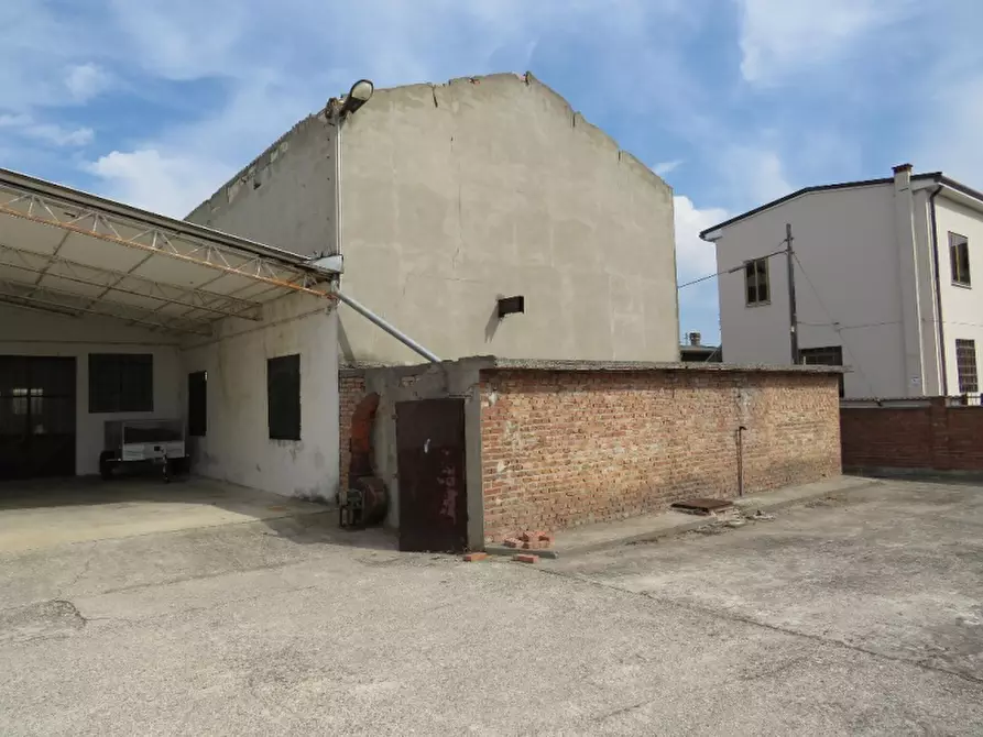 Immagine 23 di Laboratorio in vendita  in Via San Giuseppe 2 a Sanguinetto