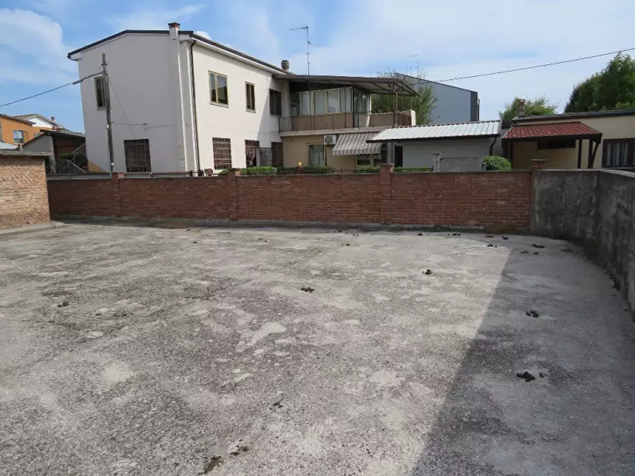 Immagine 24 di Laboratorio in vendita  in Via San Giuseppe 2 a Sanguinetto