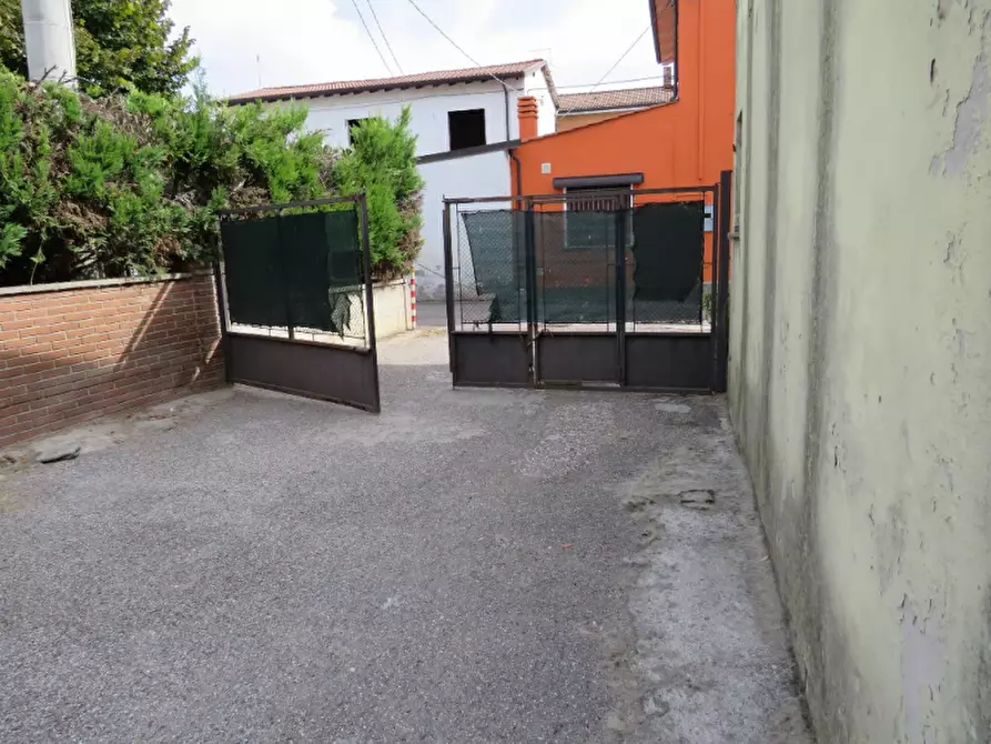 Immagine 39 di Laboratorio in vendita  in Via San Giuseppe 2 a Sanguinetto