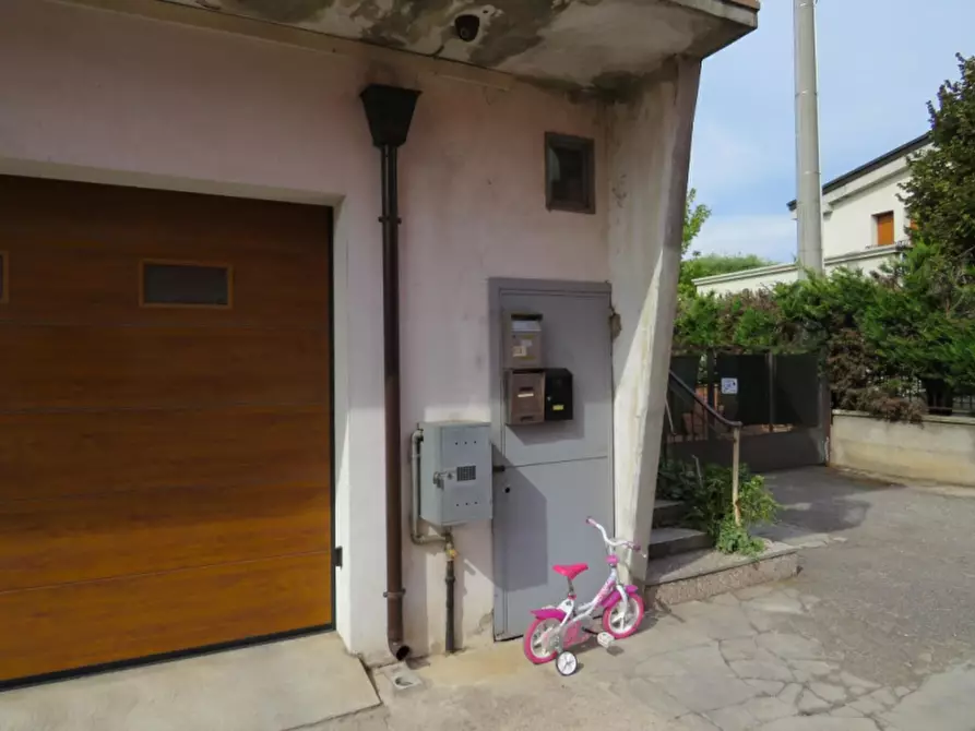 Immagine 40 di Laboratorio in vendita  in Via San Giuseppe 2 a Sanguinetto