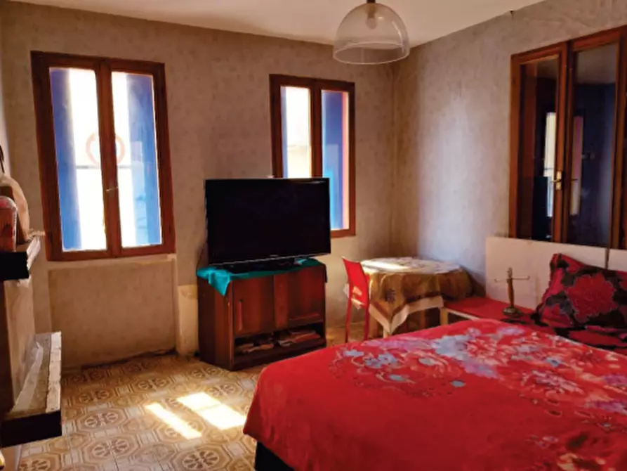 Immagine 8 di Appartamento in vendita  in Via Garibaldi a Valdobbiadene