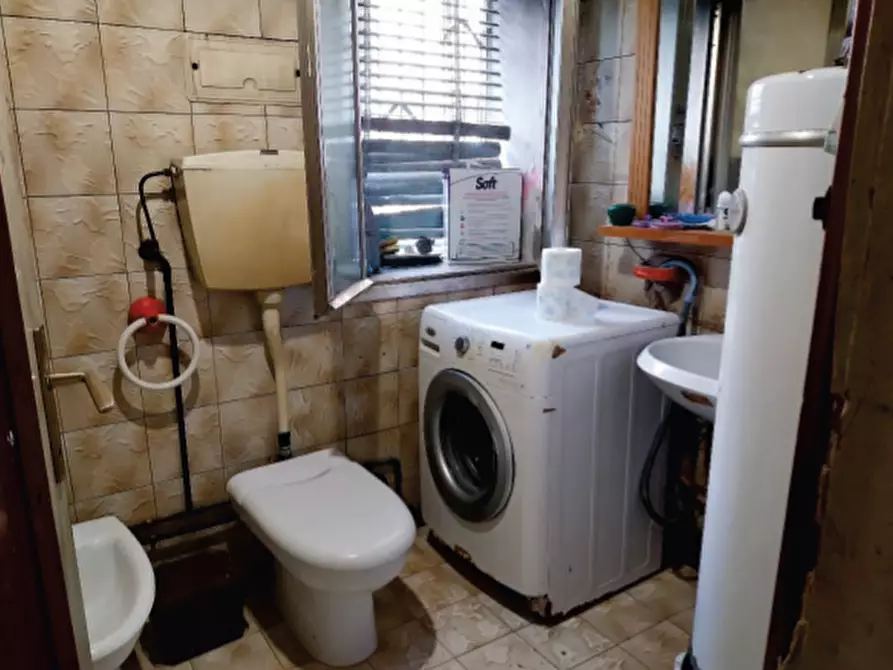 Immagine 10 di Appartamento in vendita  in Via Garibaldi a Valdobbiadene