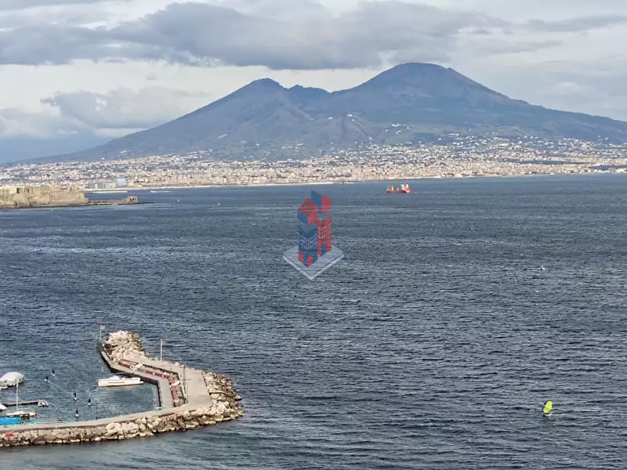 Immagine 21 di Appartamento in vendita  in VIA POSILLIPO a Napoli