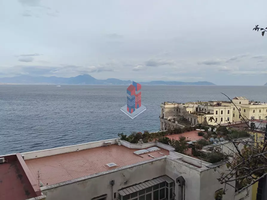 Immagine 22 di Appartamento in vendita  in VIA POSILLIPO a Napoli