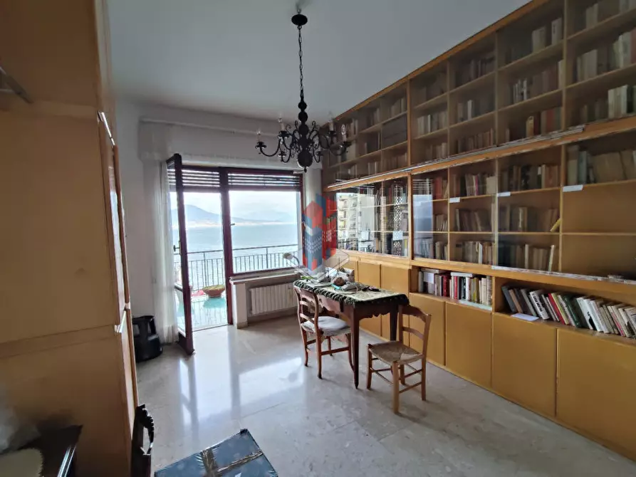 Immagine 27 di Appartamento in vendita  in VIA POSILLIPO a Napoli