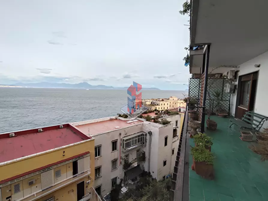 Immagine 30 di Appartamento in vendita  in VIA POSILLIPO a Napoli