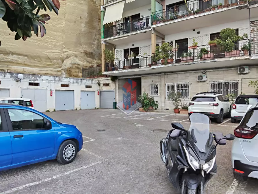 Immagine 46 di Appartamento in vendita  in VIA POSILLIPO a Napoli