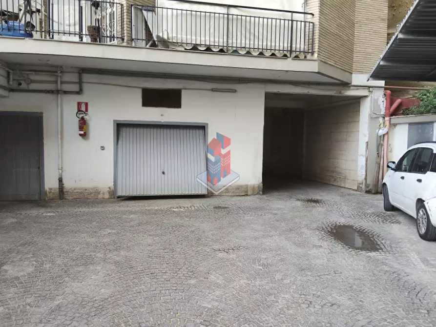 Immagine 50 di Appartamento in vendita  in VIA POSILLIPO a Napoli