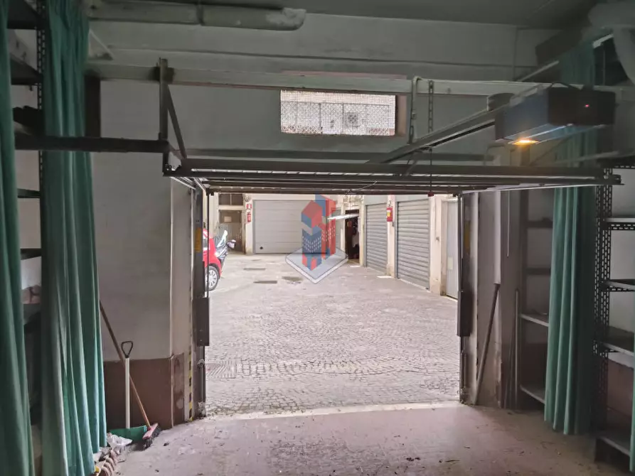 Immagine 52 di Appartamento in vendita  in VIA POSILLIPO a Napoli