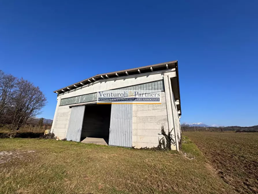 Immagine 3 di Capannone industriale in vendita  in Via Giovanni Falcone a Calvagese Della Riviera