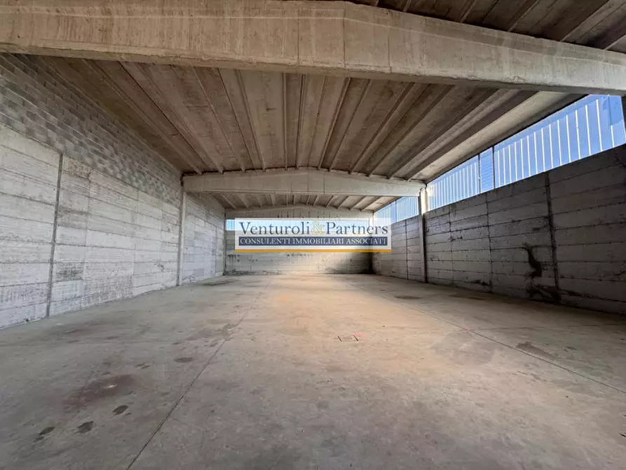 Immagine 5 di Capannone industriale in vendita  in Via Giovanni Falcone a Calvagese Della Riviera