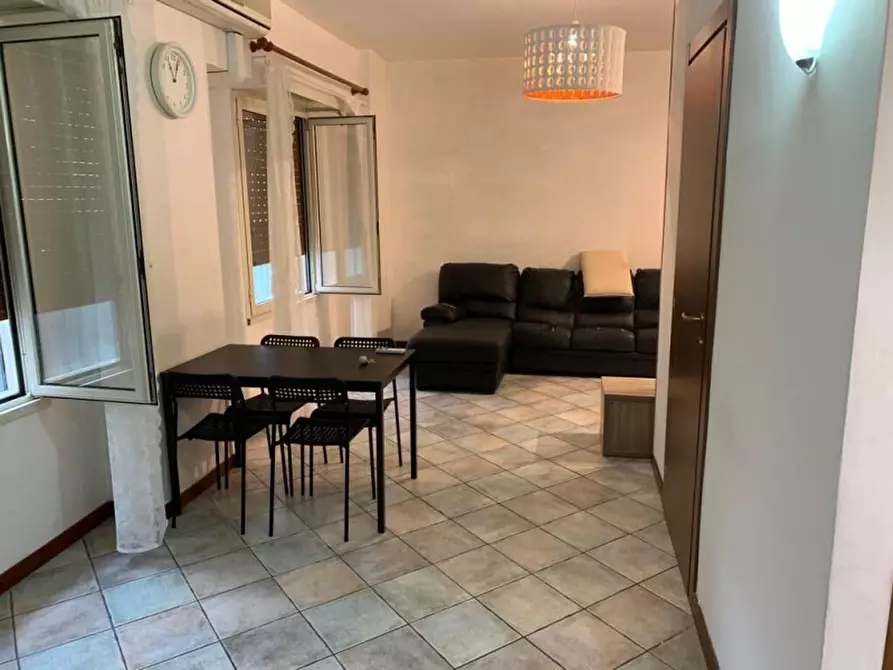 Immagine 7 di Appartamento in vendita  in Via Damaso Cerquetti, 3 a Roma