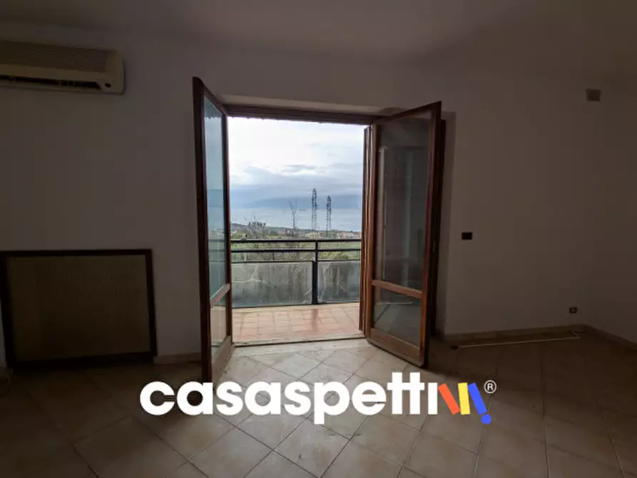 Immagine 15 di Villetta a schiera in vendita  in Via Vallelunga, 222 a Reggio Di Calabria