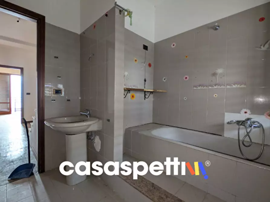 Immagine 46 di Villetta a schiera in vendita  in Via Vallelunga, 222 a Reggio Di Calabria