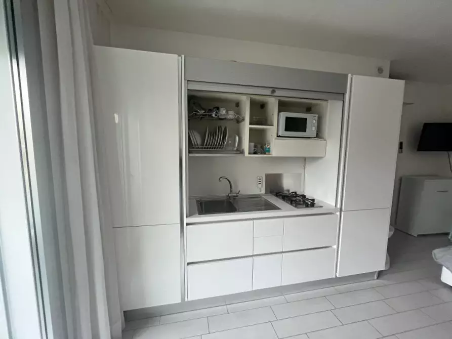 Immagine 4 di Appartamento in affitto  in viale padova a Rimini