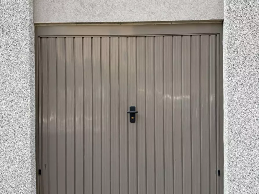 Immagine 2 di Garage in vendita  in Via Roen - Roenstraße a Bolzano