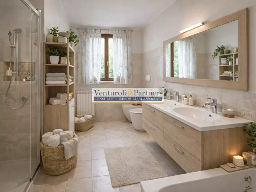 Immagine 3 di Villetta a schiera in vendita  in Via Silvio Pellico a Desenzano Del Garda