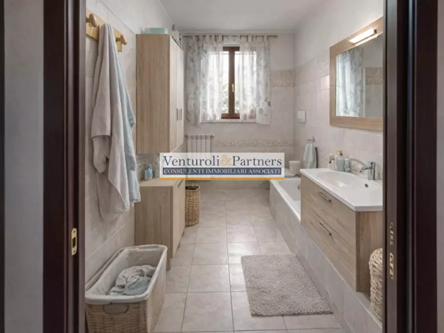 Immagine 4 di Villetta a schiera in vendita  in Via Silvio Pellico a Desenzano Del Garda