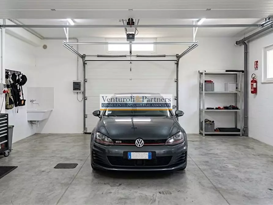 Immagine 8 di Villetta a schiera in vendita  in Via Silvio Pellico a Desenzano Del Garda