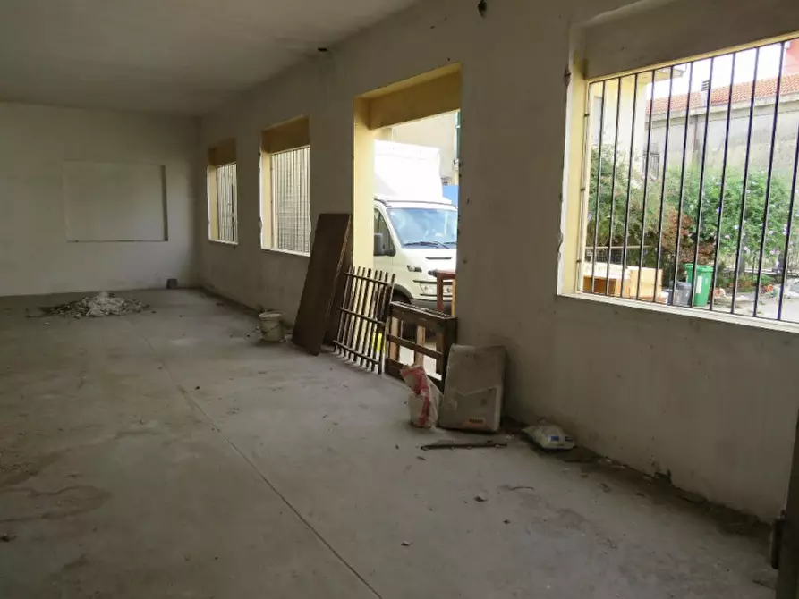 Immagine 17 di Villa in vendita  in Vicolo Tito Speri 6 a Casaleone