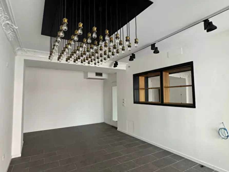 Immagine 4 di Negozio in affitto  in via giacomo matteotti a Este