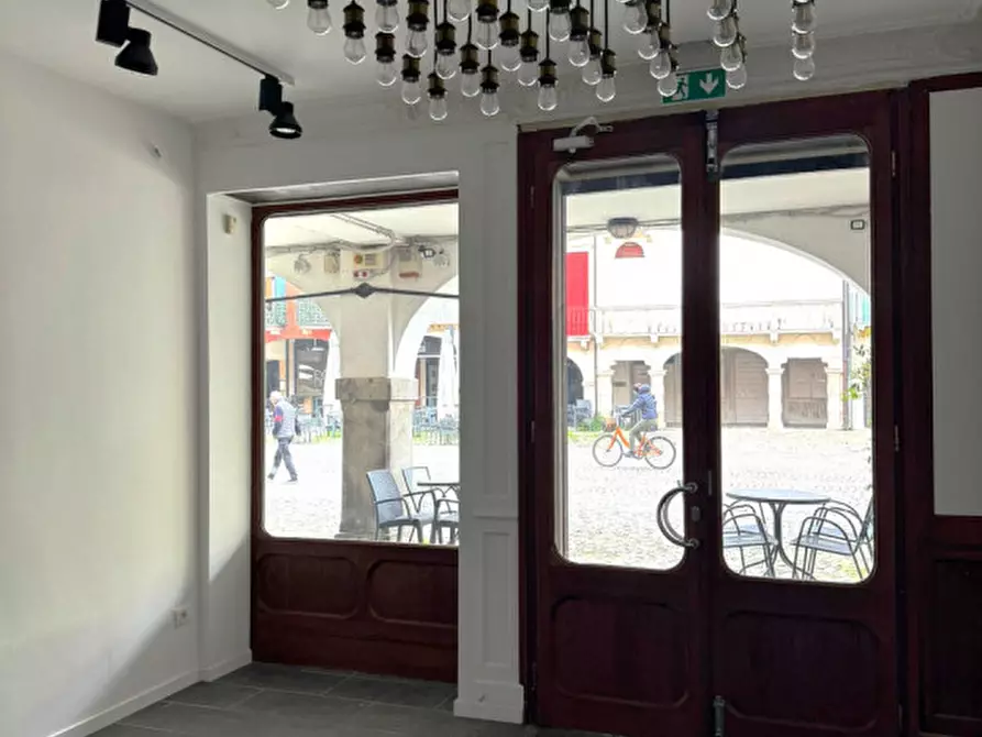 Immagine 7 di Negozio in affitto  in via giacomo matteotti a Este