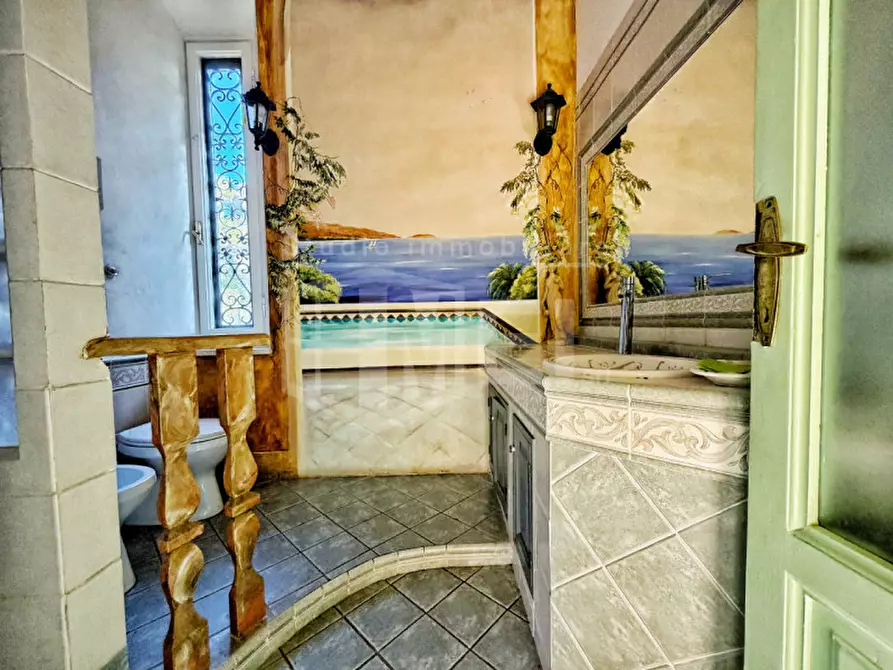 Immagine 19 di Appartamento in vendita  in Via Tina di Lorenzo a Livorno